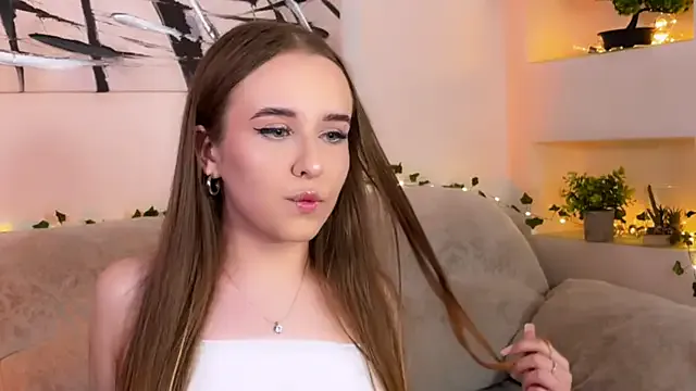sweetbabemary on StripChat 
