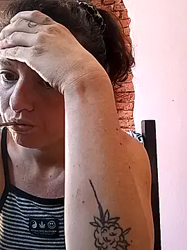 sweetbabyass on StripChat 
