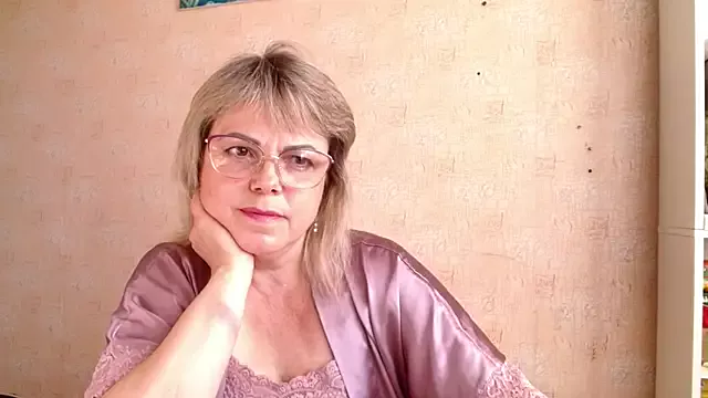 sweetsunset11 on StripChat 