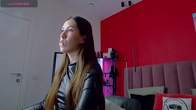 SweetySonya on StripChat