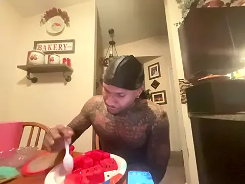 tattedBBC on StripChat 
