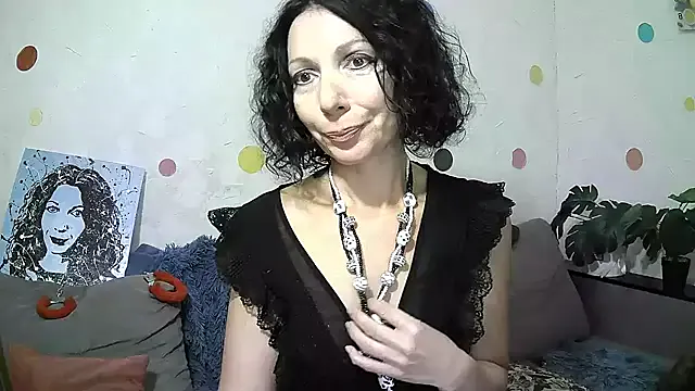 ValleriWind on StripChat 