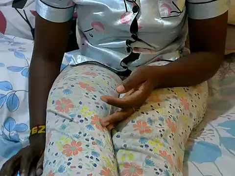 winnie254 on StripChat 