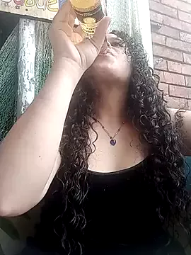 Yaya_watson on StripChat 