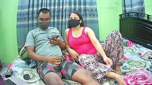 Younger_Couples — pussy suking