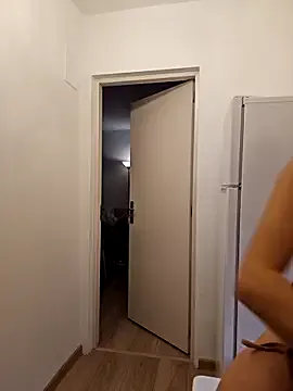 Yuri_Aiko — Suck dildo